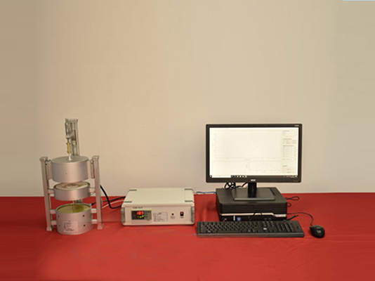 变温准静态d33测试系统